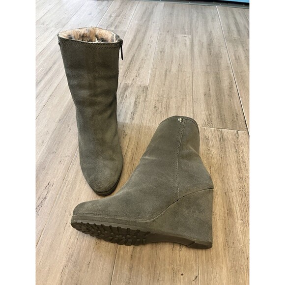 Calvin Klein Jeans Suede Tan Side Zip Wedge Heel Ankle Boots . Size 8 - Picture 4 of 7